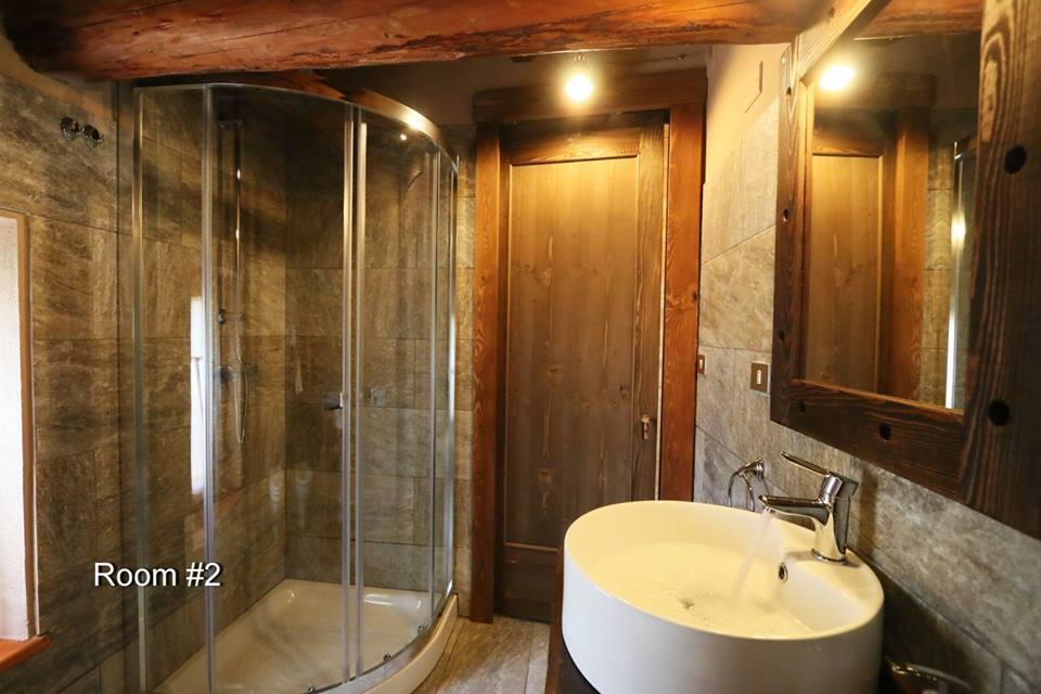 Lou Subric Hotel Stroppo Luaran gambar